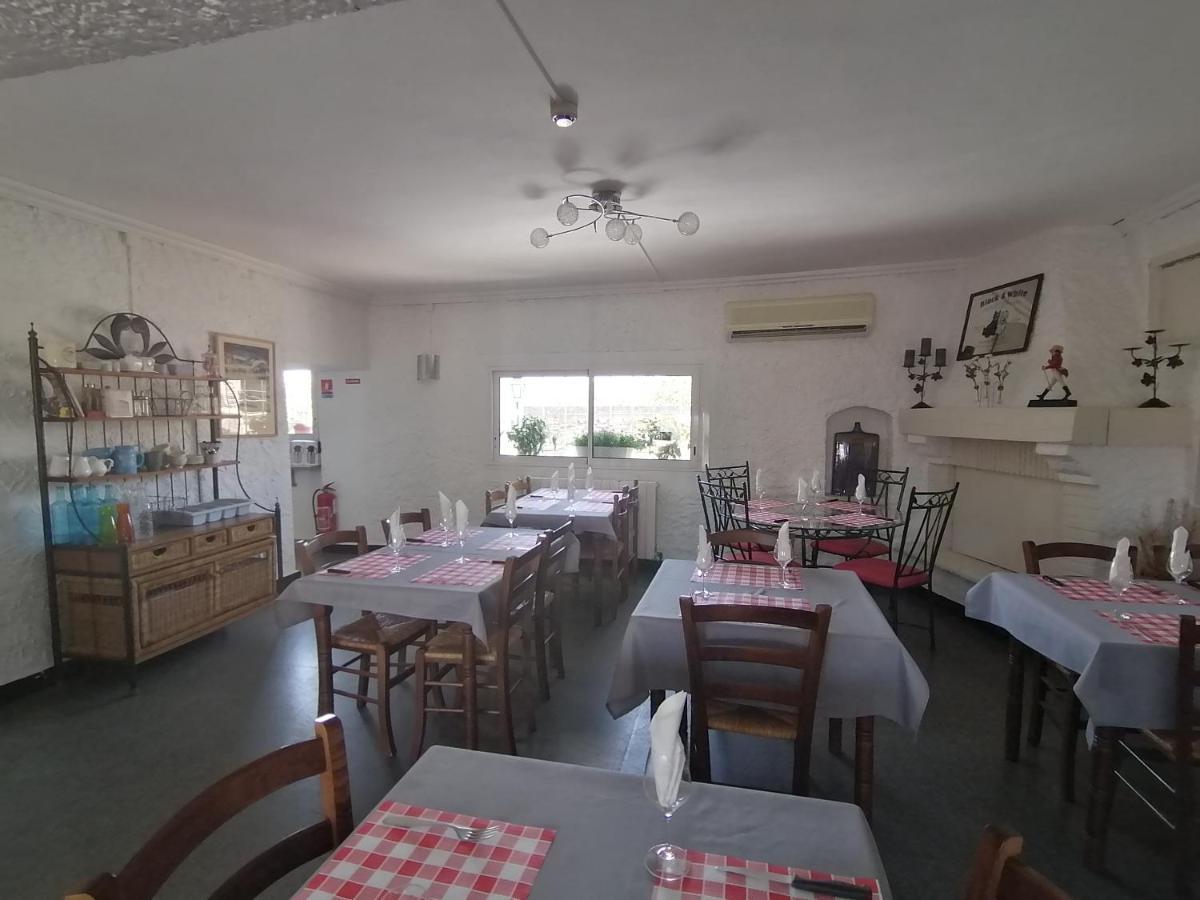 Auberge De La Petite Hutte Codolet Eksteriør bilde