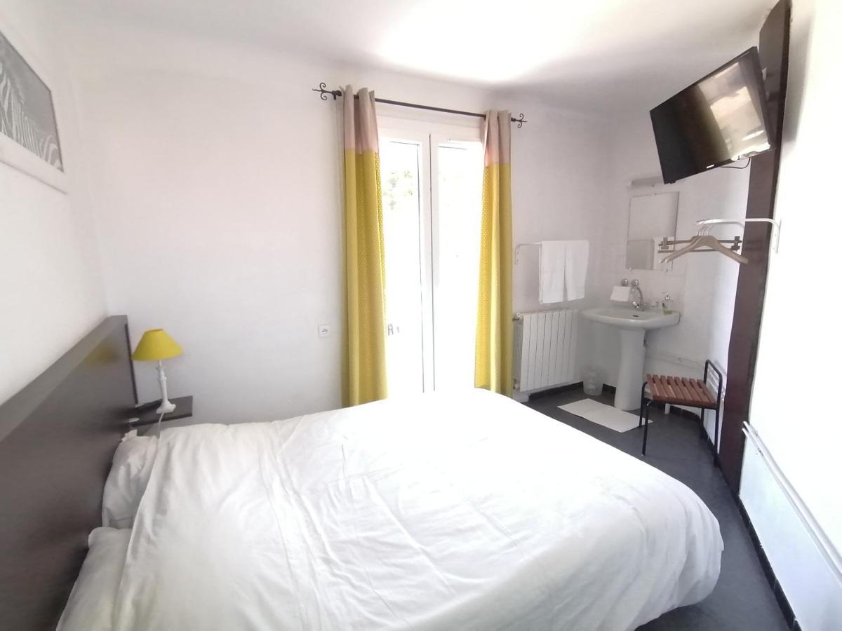 Auberge De La Petite Hutte Codolet Eksteriør bilde