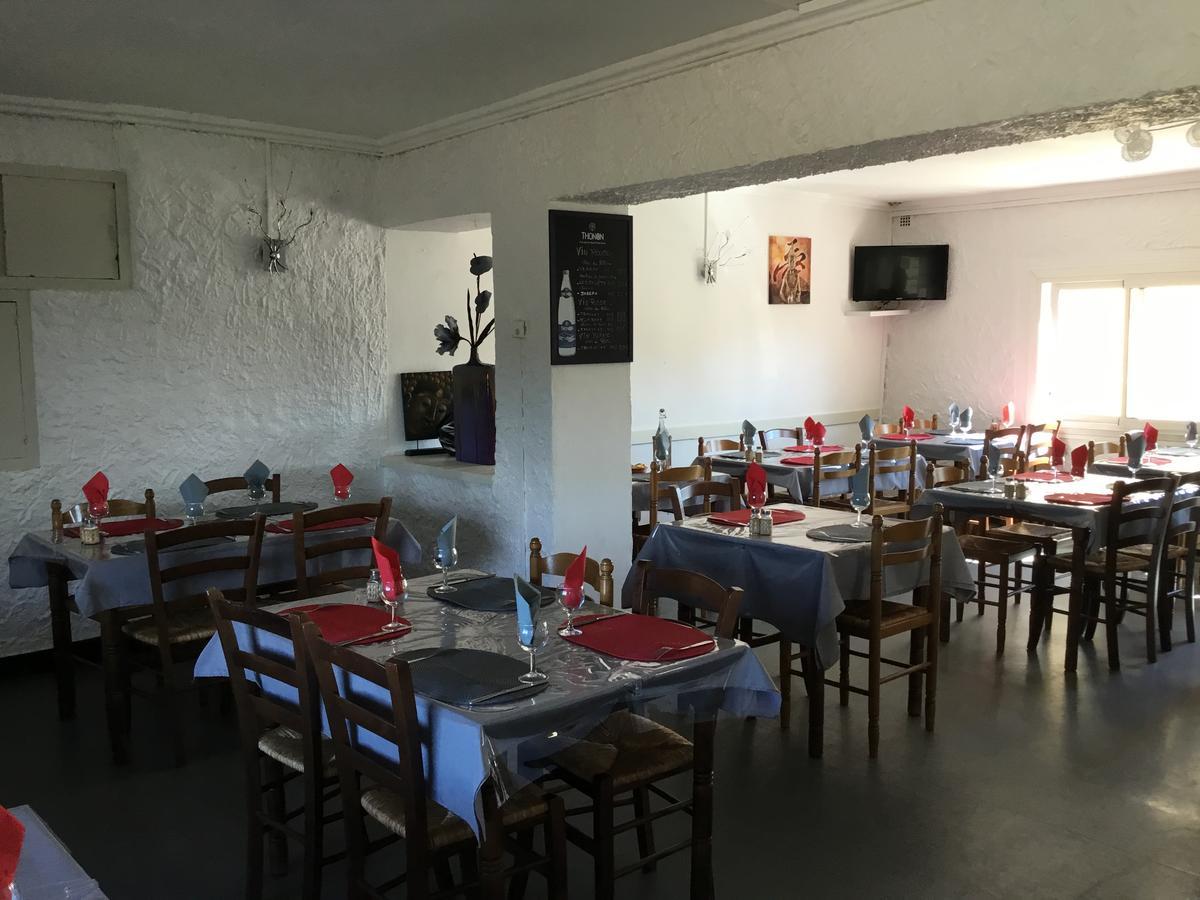 Auberge De La Petite Hutte Codolet Eksteriør bilde